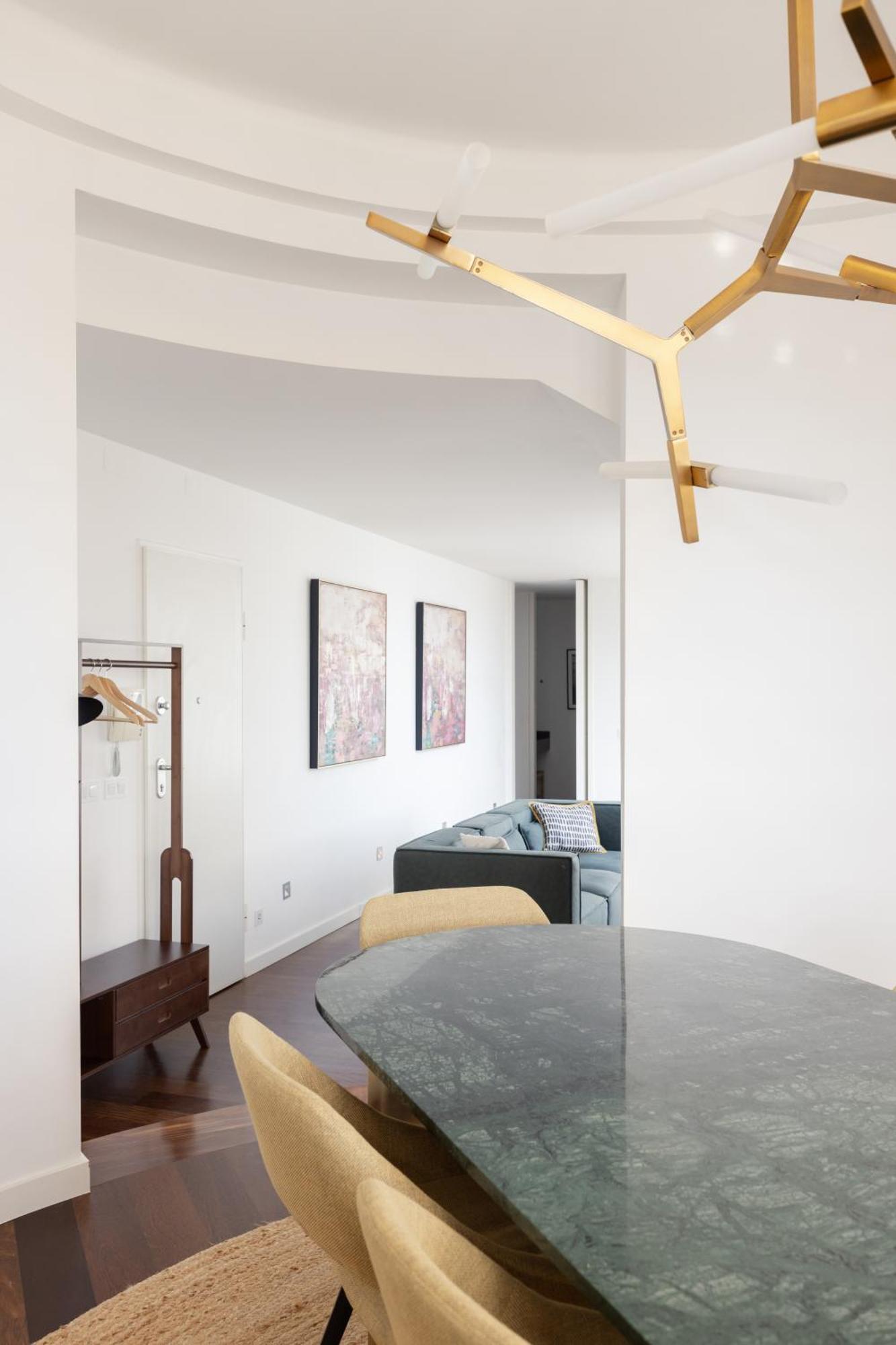 Apartment Deco Gem In Center Lisbon